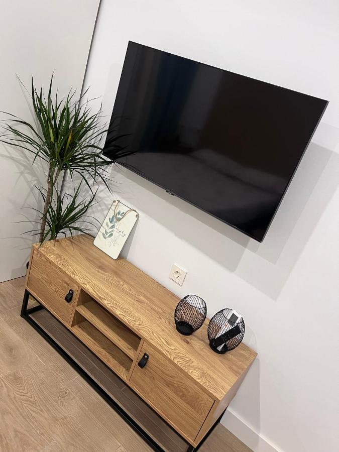 Apartamento Estudio Bajo Con Piscina *